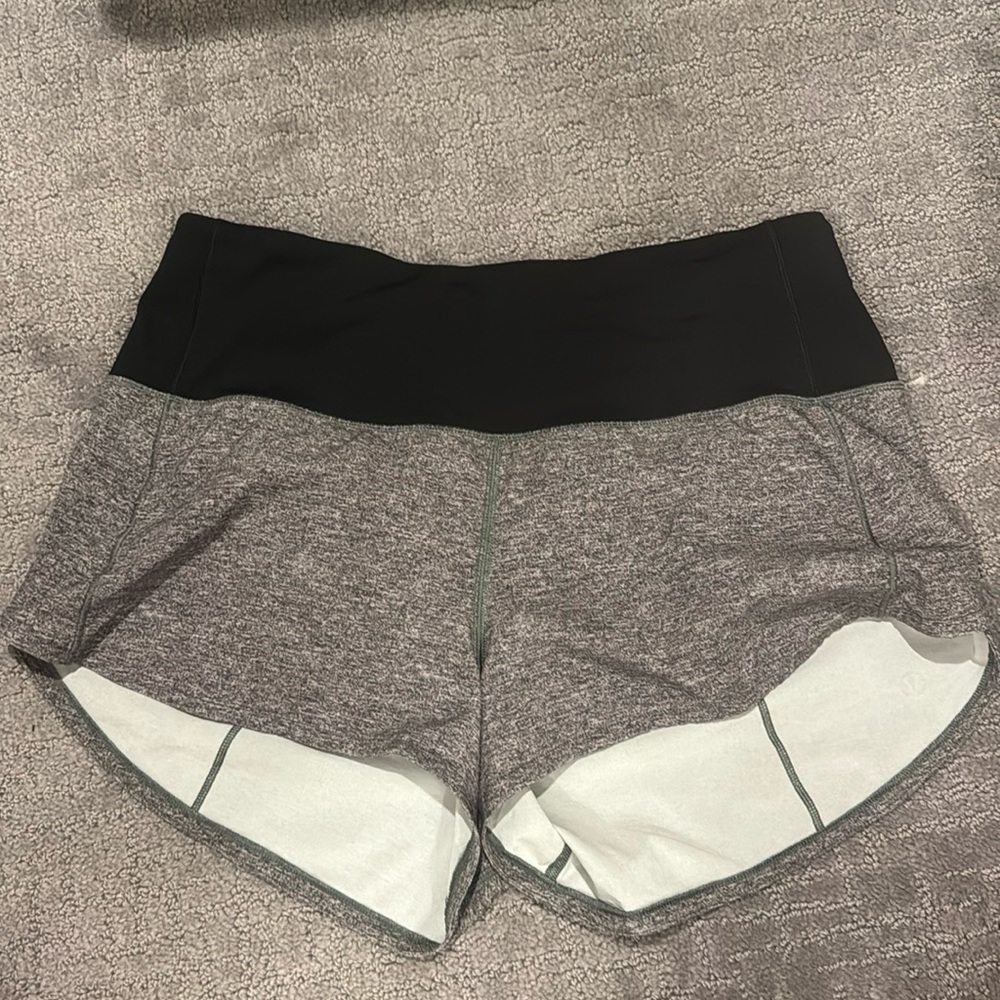 Lululemon Speed Up High Rise Lined Shorts 2.5 Inch